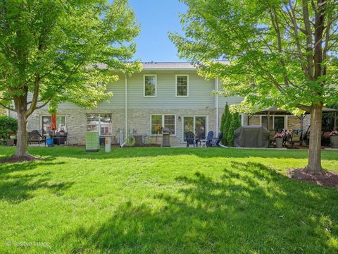 Tiny photo for 718 N Tamarac Boulevard, Addison, IL 60101 (MLS # 12658038)