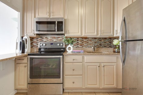 Tiny photo for 5445 N Sheridan Road #3805, Chicago, IL 60640 (MLS # 12753732)