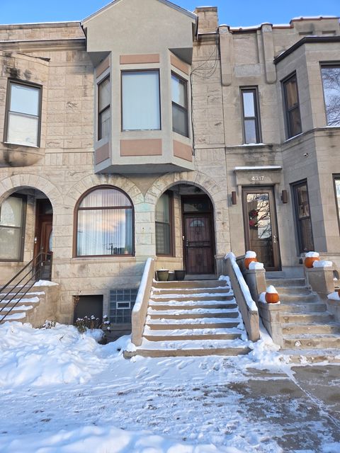 Photo of Chicago, IL 60653 (MLS # 12527406)