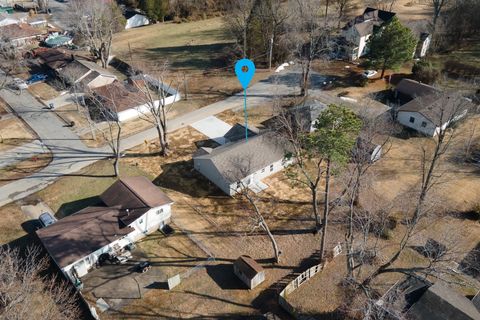 Tiny photo for 1200 S Vicksburg Street, Marion, IL 62959 (MLS # 12565653)