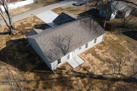 Tiny photo for 1200 S Vicksburg Street, Marion, IL 62959 (MLS # 12565653)