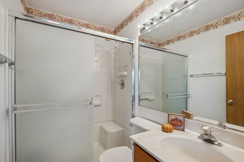 Tiny photo for 811 Tiffany Farms Road, Antioch, IL 60002 (MLS # 12486565)