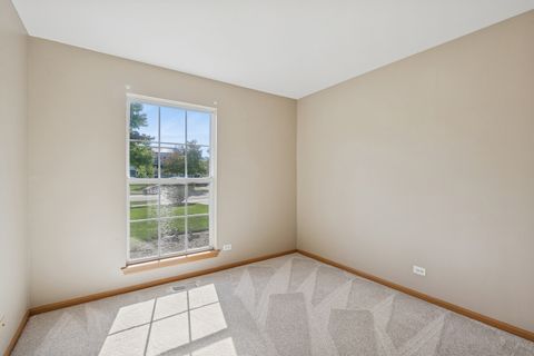 Tiny photo for 811 Tiffany Farms Road, Antioch, IL 60002 (MLS # 12486565)