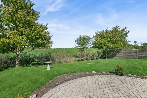 Tiny photo for 811 Tiffany Farms Road, Antioch, IL 60002 (MLS # 12486565)