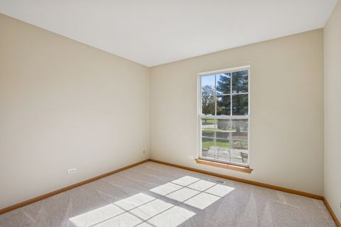 Tiny photo for 811 Tiffany Farms Road, Antioch, IL 60002 (MLS # 12486565)