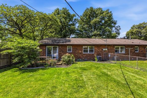 Tiny photo for 1204 Mitchem Drive #B, Urbana, IL 61801 (MLS # 12693532)