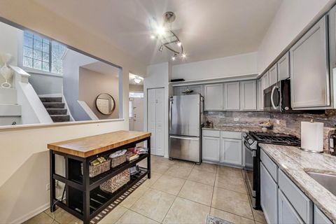 Tiny photo for 1996 Blackberry Lane, Hoffman Estates, IL 60169 (MLS # 12425508)