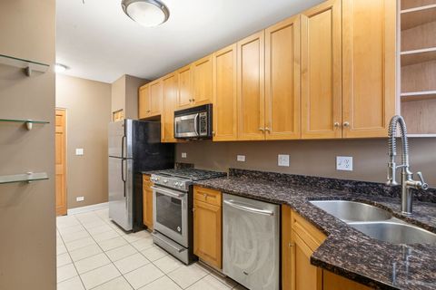 Tiny photo for 2607 W GUNNISON Street #1, Chicago, IL 60625 (MLS # 12622471)
