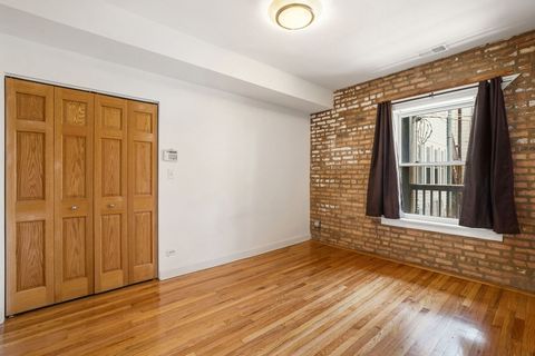 Tiny photo for 2607 W GUNNISON Street #1, Chicago, IL 60625 (MLS # 12622471)