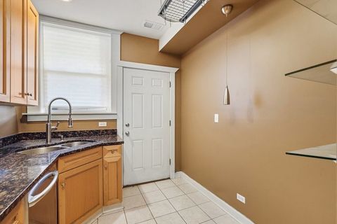 Tiny photo for 2607 W GUNNISON Street #1, Chicago, IL 60625 (MLS # 12622471)