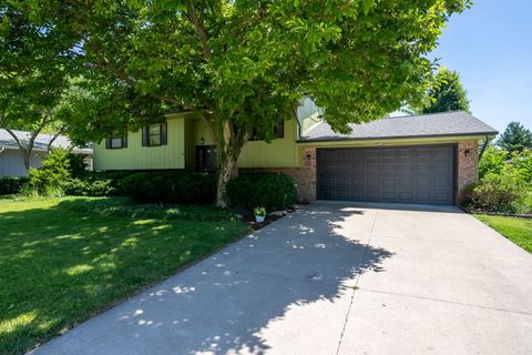 Tiny photo for 218 Cambridge Drive, Normal, IL 61761 (MLS # 12649808)