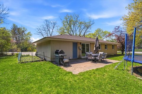 Tiny photo for 924 Bradford Lane, Schaumburg, IL 60193 (MLS # 12627158)