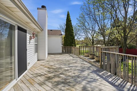 Tiny photo for 1502 Hartsburg Lane, North Aurora, IL 60542 (MLS # 12629407)