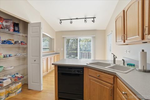 Tiny photo for 1502 Hartsburg Lane, North Aurora, IL 60542 (MLS # 12629407)