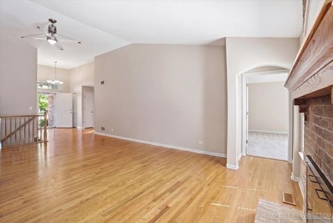 Tiny photo for 1502 Hartsburg Lane, North Aurora, IL 60542 (MLS # 12629407)