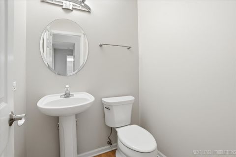 Tiny photo for 1502 Hartsburg Lane, North Aurora, IL 60542 (MLS # 12629407)