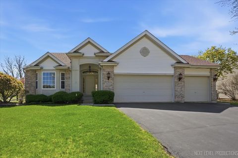 Photo of 1502 Hartsburg Lane, North Aurora, IL 60542 (MLS # 12629407)
