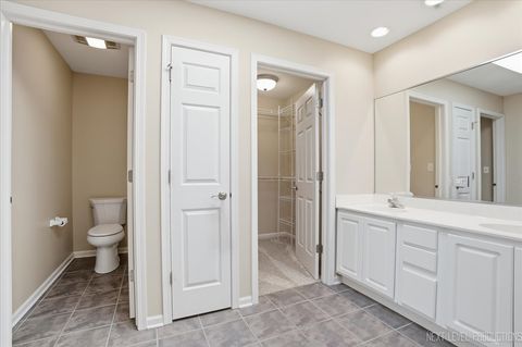 Tiny photo for 1502 Hartsburg Lane, North Aurora, IL 60542 (MLS # 12629407)