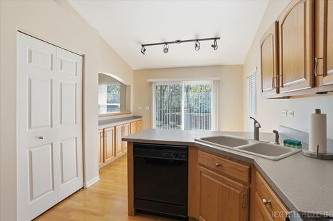 Tiny photo for 1502 Hartsburg Lane, North Aurora, IL 60542 (MLS # 12629407)
