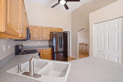 Tiny photo for 1502 Hartsburg Lane, North Aurora, IL 60542 (MLS # 12629407)