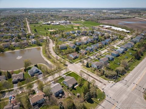 Tiny photo for 1502 Hartsburg Lane, North Aurora, IL 60542 (MLS # 12629407)