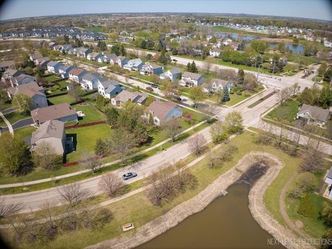 Tiny photo for 1502 Hartsburg Lane, North Aurora, IL 60542 (MLS # 12629407)