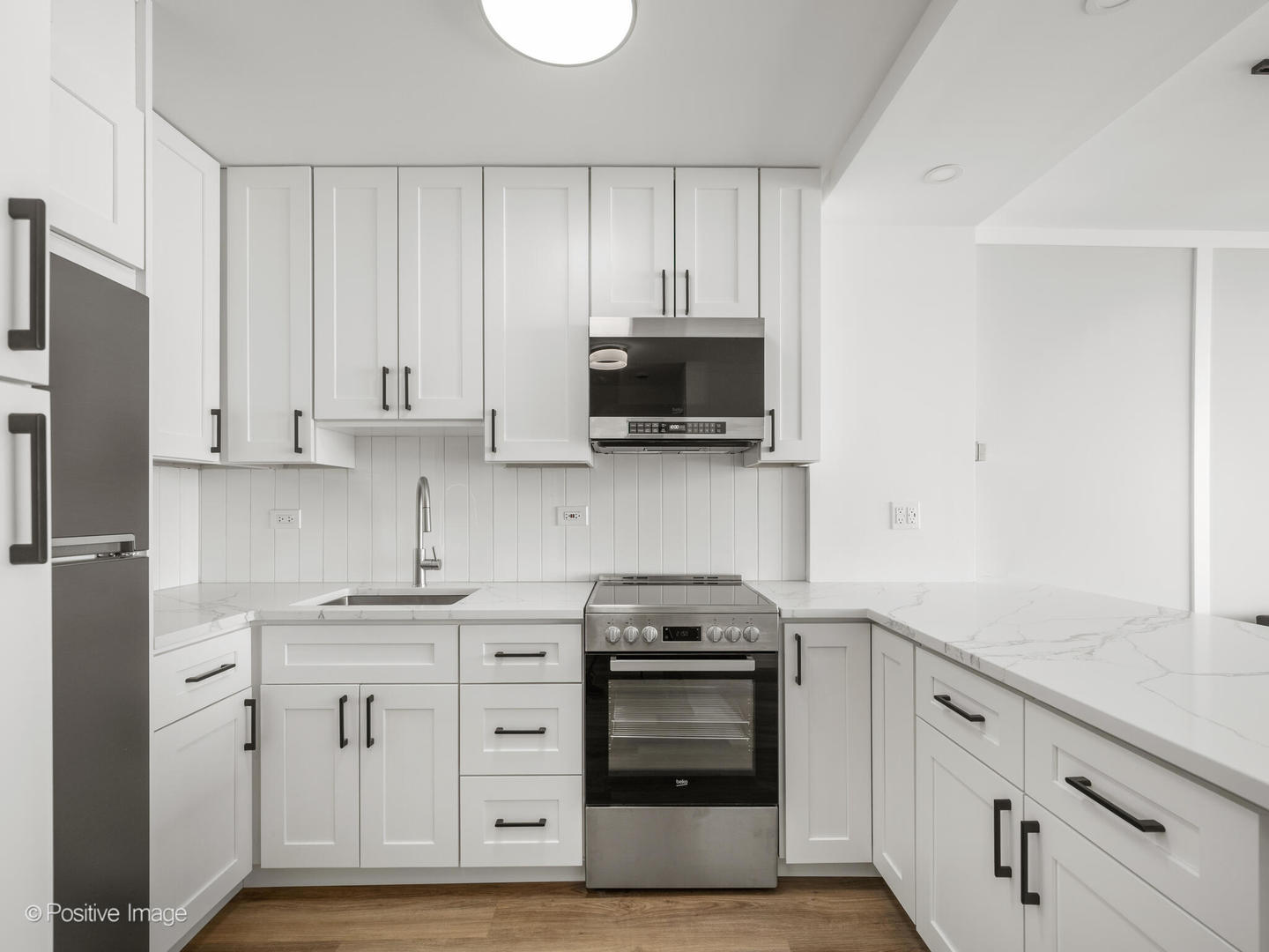 5455 N Sheridan Road 3505