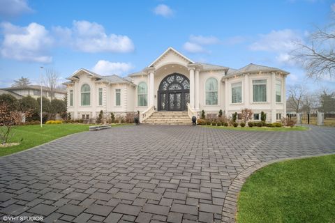 2315 N Arlington Heights Road Arlington Heights IL 60004