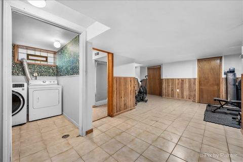 Tiny photo for 3835 Oak Park Avenue, Berwyn, IL 60402 (MLS # 12618230)