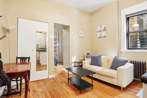 Tiny photo for 20 E Goethe Street #205, Chicago, IL 60610 (MLS # 12789046)