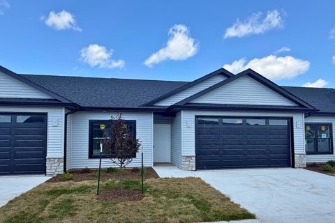 Photo of 1704 REDBUD Circle #102, Eldridge, IA 52748 (MLS # QC4268048)