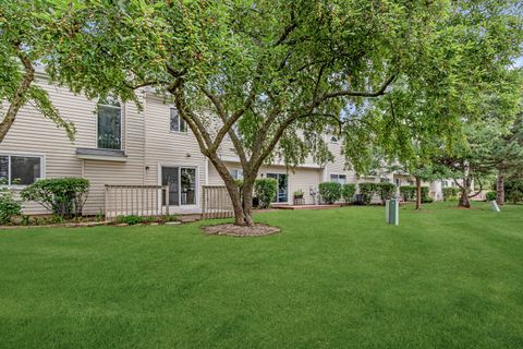 Tiny photo for 1848 Princeton Court, Gurnee, IL 60031 (MLS # 12431753)