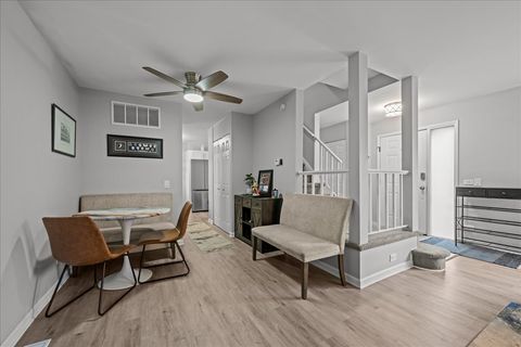 Tiny photo for 7315 Winthrop Way #16, Downers Grove, IL 60516 (MLS # 12521337)