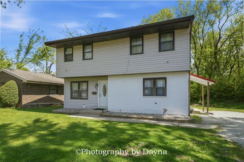 Photo of 766 Moore Street, Kankakee, IL 60901 (MLS # 12633604)
