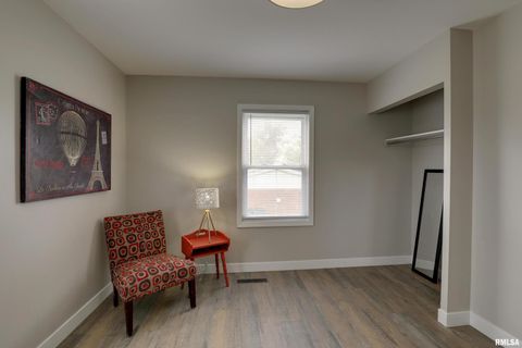 Tiny photo for 3329 CHESTNUT Street, Quincy, IL 62301 (MLS # QC4267733)