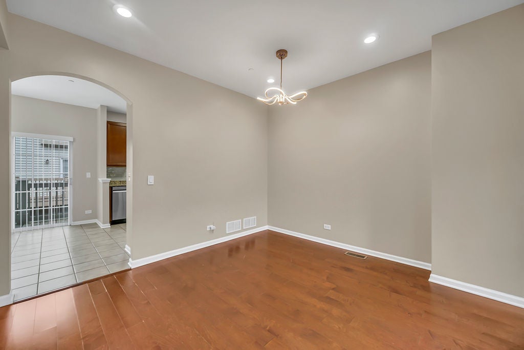 1260 Evergreen Avenue