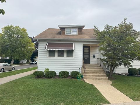 Photo of 5757 N Mason Avenue, Chicago, IL 60646 (MLS # 12495203)