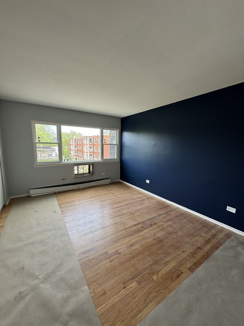 7854 S South Shore Drive 402