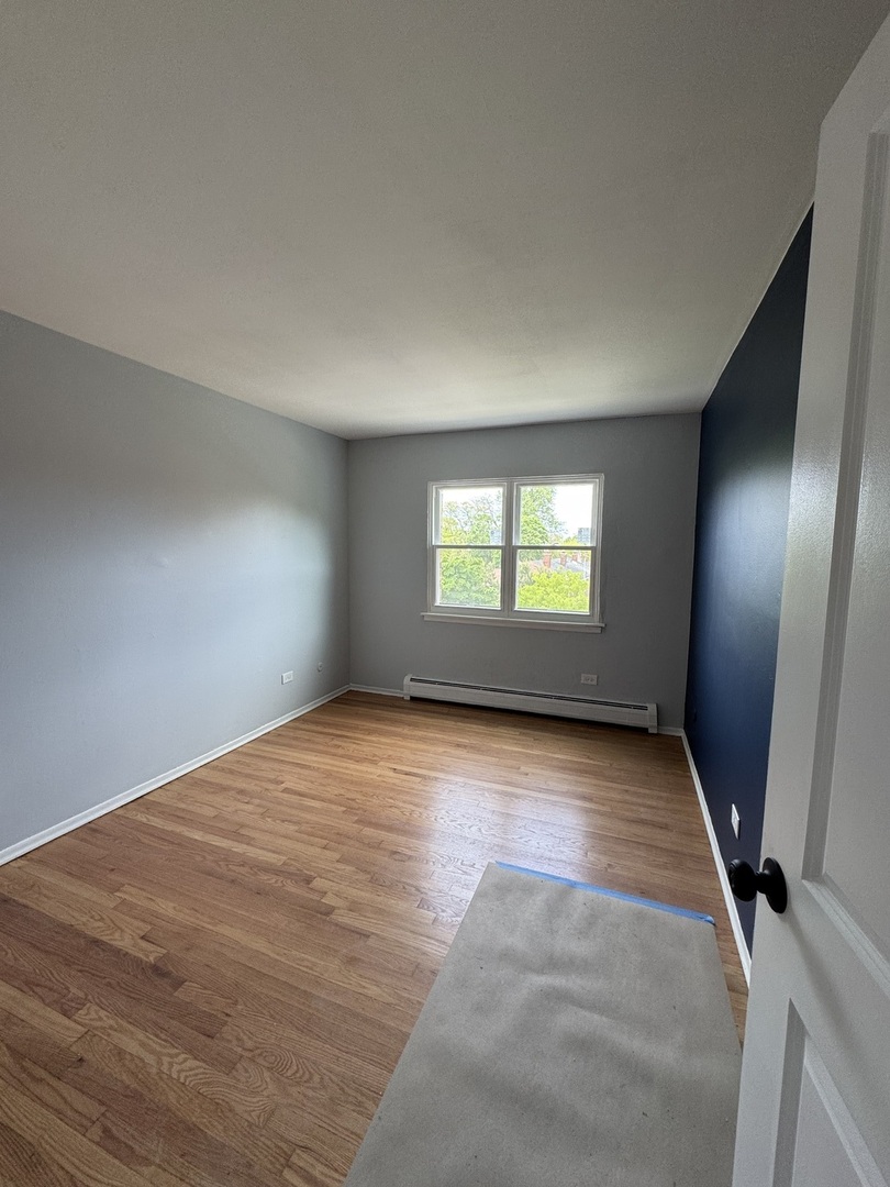 7854 S South Shore Drive 402