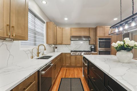 Tiny photo for 484 W Haleys Hill Court, Palatine, IL 60074 (MLS # 12576221)