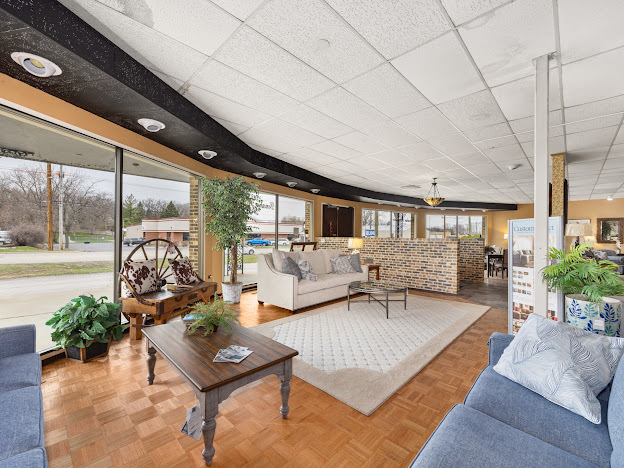 1345 S Eastwood Drive