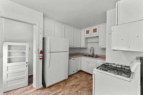 Tiny photo for 323 W 32ND Street, Davenport, IA 52803 (MLS # 12788484)