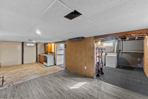 Tiny photo for 323 W 32ND Street, Davenport, IA 52803 (MLS # 12788484)