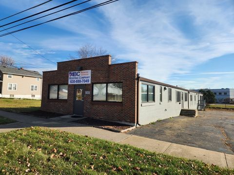 Photo of 248 S Highland Avenue, Aurora, IL 60507 (MLS # 11684478)