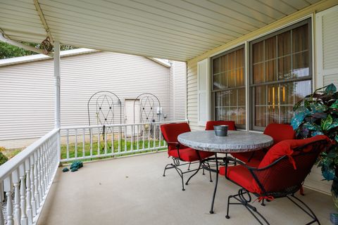 Tiny photo for 2803 Binghampton Lane, Bloomington, IL 61705 (MLS # 12505370)