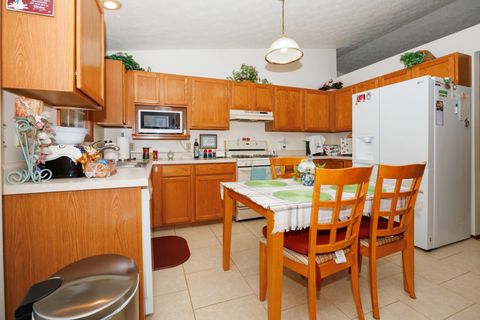 Tiny photo for 2803 Binghampton Lane, Bloomington, IL 61705 (MLS # 12505370)