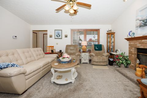 Tiny photo for 2803 Binghampton Lane, Bloomington, IL 61705 (MLS # 12505370)