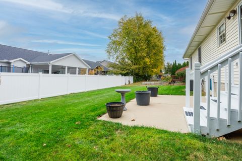 Tiny photo for 2803 Binghampton Lane, Bloomington, IL 61705 (MLS # 12505370)