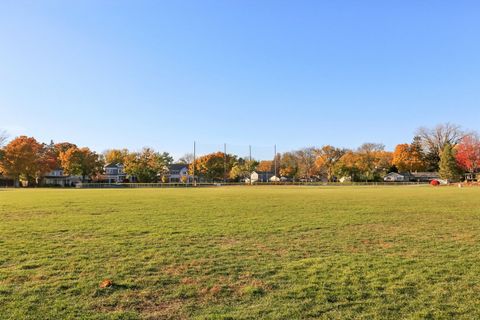 Tiny photo for 1443 Woodhill Drive, Northbrook, IL 60062 (MLS # 12537813)