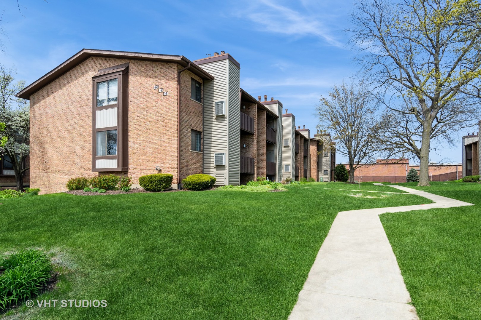 324 Sheridan Drive 1A